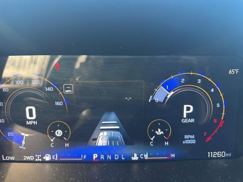 Used 2024 Chevrolet Colorado ZR2 w/ ZR2 Convenience Package III image 11