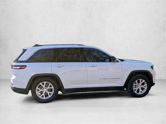 Used 2023 Jeep Grand Cherokee Limited video 4