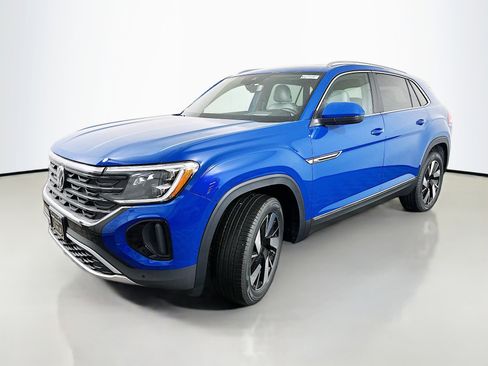 New 2025 Volkswagen Atlas Cross Sport SEL image 3