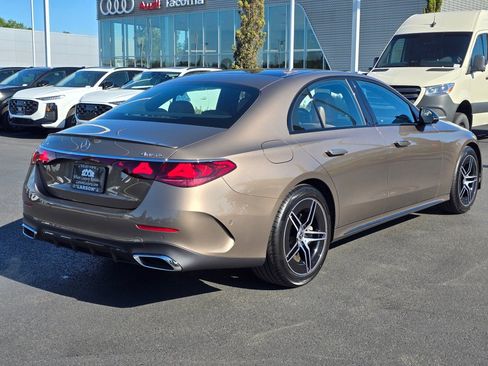 Used 2026 Mercedes-Benz E 350 4MATIC Sedan image 6