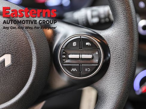 Used 2024 Kia Soul LX w/ Option Group 015 FWD image 16