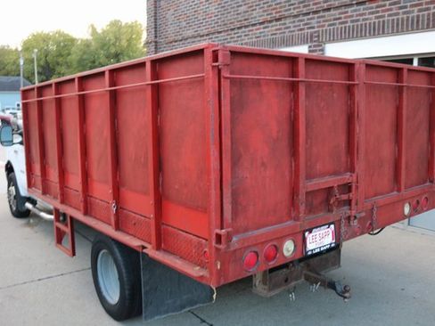 Used 2006 Ford F350 XL image 22