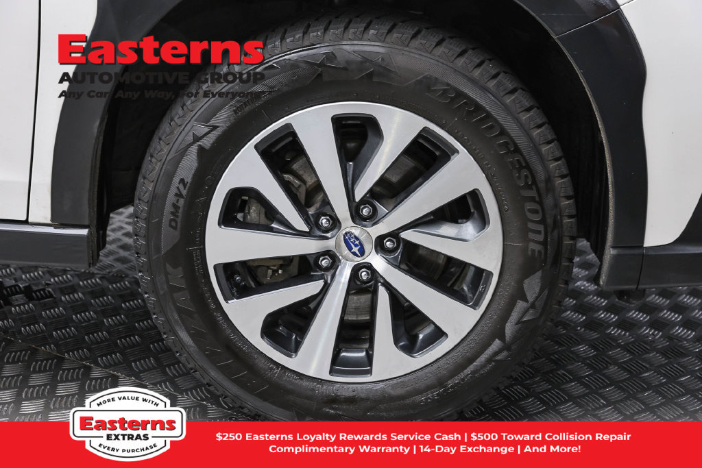 Used 2023 Subaru Outback Premium AWD/4WD image 30