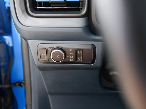 Used 2025 Ford Maverick Lobo image 19