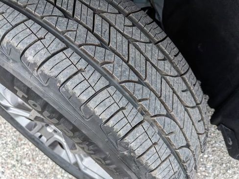 Used 2023 Ford Maverick XLT image 33