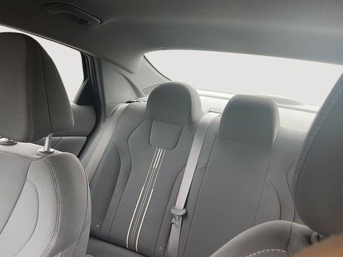 Certified 2023 Hyundai Elantra SEL FWD image 33