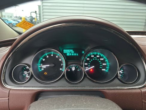 Used 2014 Buick Enclave Premium image 23