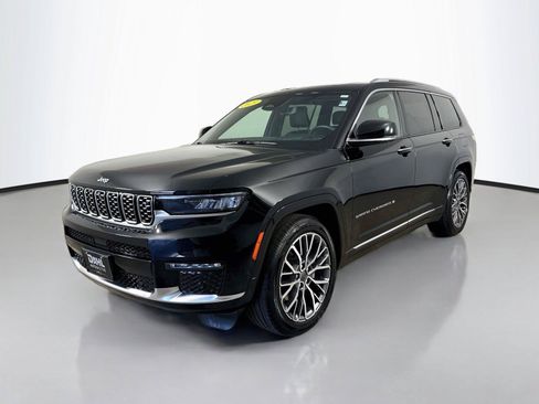 Used 2023 Jeep Grand Cherokee L Summit AWD/4WD image 4