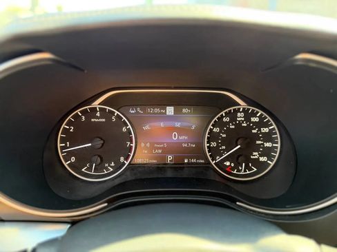 Used 2021 Nissan Maxima 3.5 SV w/ Floor Mat Group FWD image 45