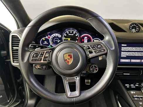 Certified 2023 Porsche Cayenne Turbo S image 20