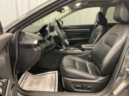 Used 2023 Nissan Altima 2.5 SL AWD/4WD image 9