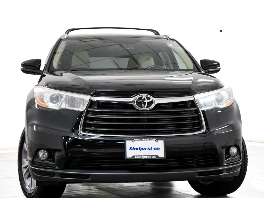 Used 2014 Toyota Highlander XLE AWD/4WD image 3