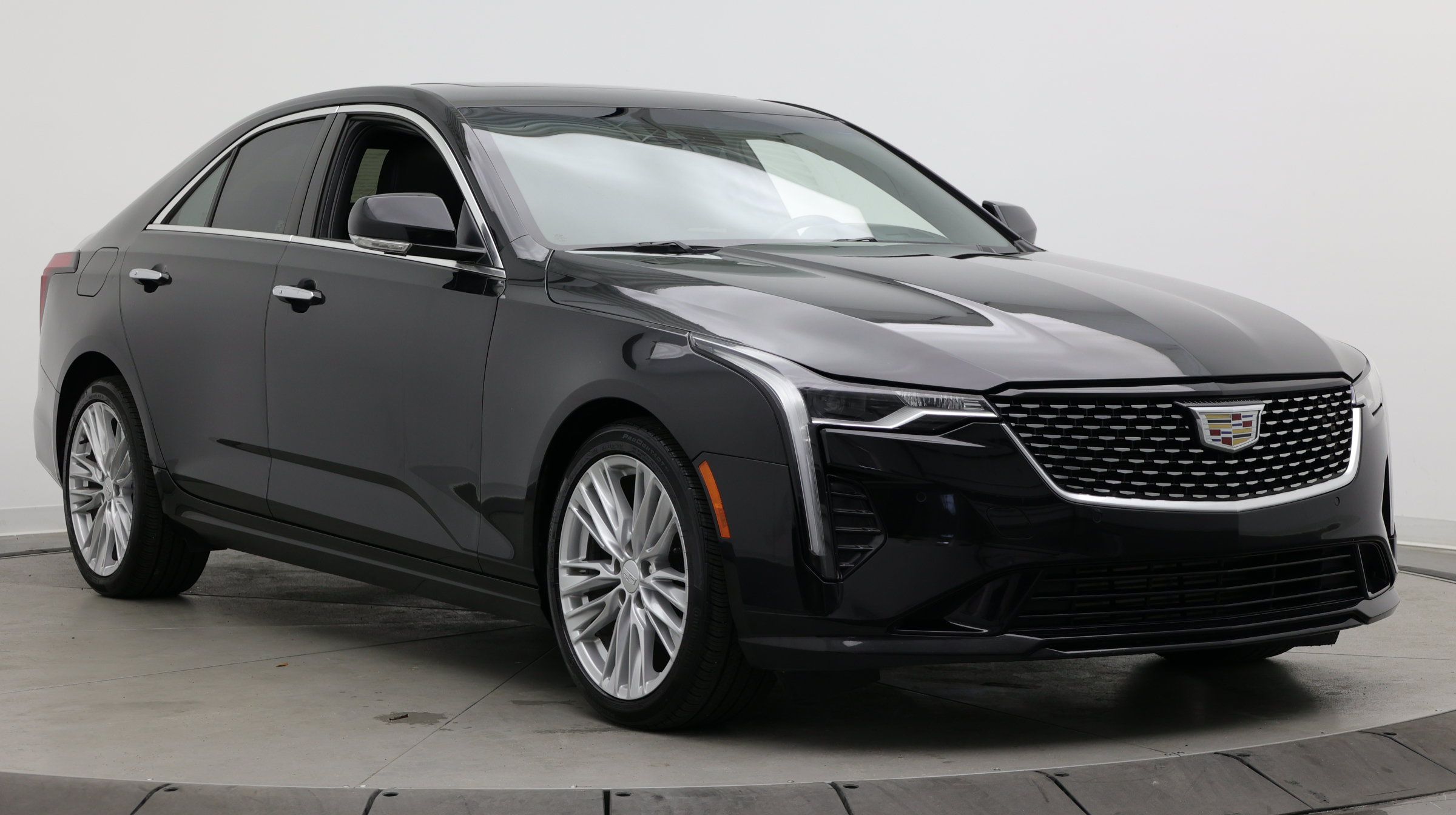 Used 2023 Cadillac CT4 Premium Luxury w/ Technology Package RWD image 3
