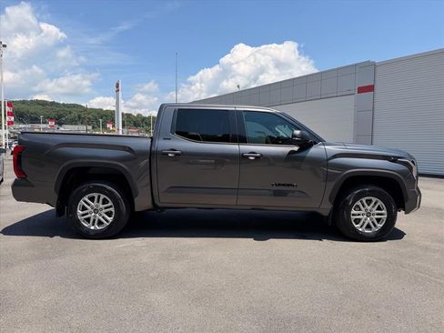 Used 2023 Toyota Tundra SR5 w/ SR5 Premium Package AWD/4WD image 3