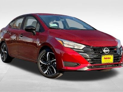 New 2025 Nissan Versa SR w/ Trunk Package