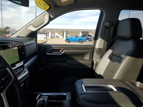 Certified 2022 Chevrolet Silverado 1500 LTZ image 27