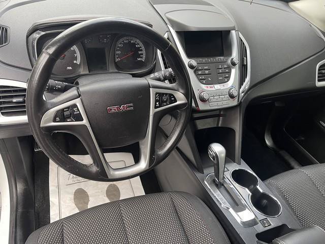Used 2015 GMC Terrain SLE FWD image 11