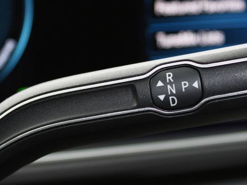 Used 2021 Mercedes-Benz GLS 580 4MATIC image 27