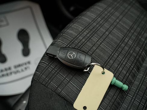 Used 2017 Mercedes-Benz Metris Van 4D image 20