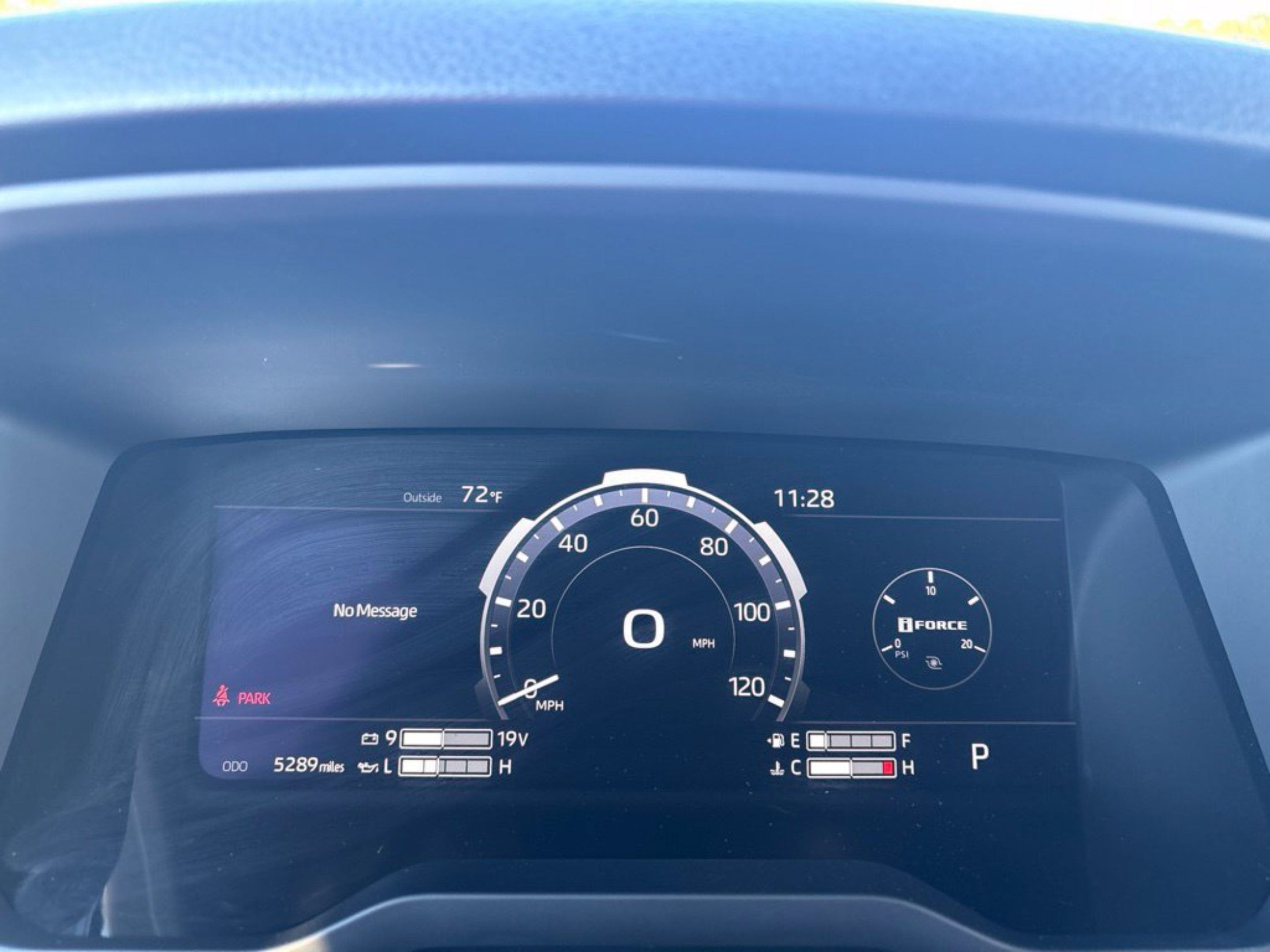 Used 2026 Toyota Tundra Limited AWD/4WD image 10