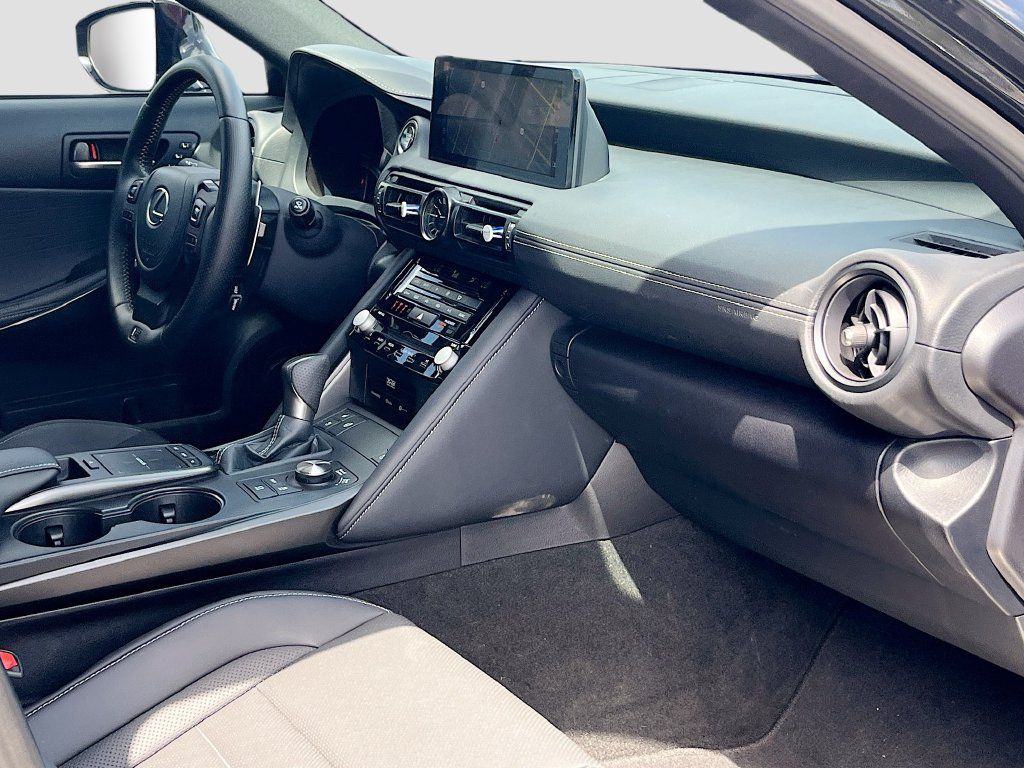 Used 2025 Lexus IS 500 w/ Accessory Package RWD image 30