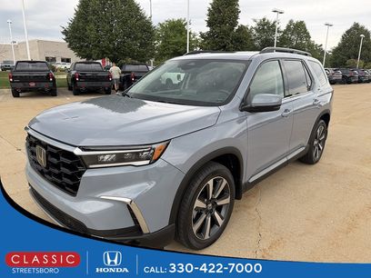 Used 2025 Honda Pilot Touring
