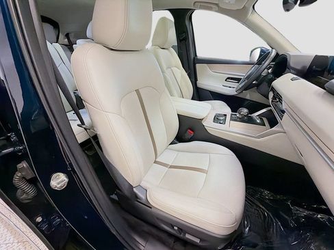 Used 2024 MAZDA CX-90 Plug-In Hybrid w/ Premium Plus AWD/4WD image 40