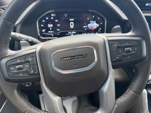 Used 2024 GMC Sierra 1500 Denali w/ Technology Package AWD/4WD image 18