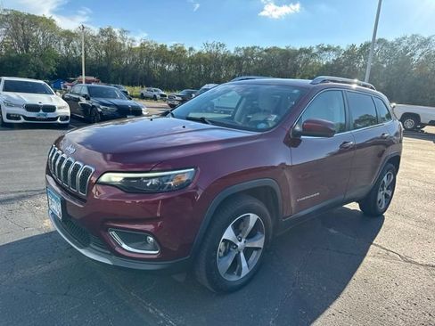 Used 2021 Jeep Cherokee Limited w/ Trailer Tow Group AWD/4WD image 3
