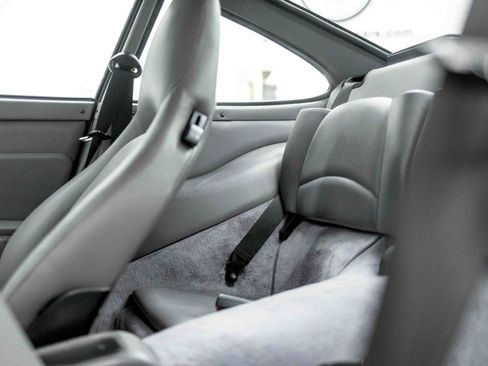 Used 1997 Porsche 911 Carrera RWD image 42