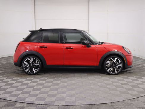 New 2026 MINI Cooper S image 4