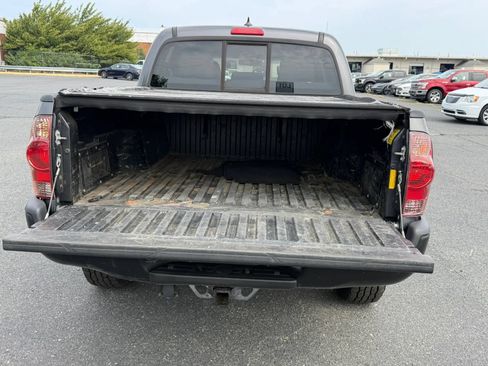 Used 2012 Toyota Tacoma 4x4 Double Cab w/ Convenience Pkg image 8