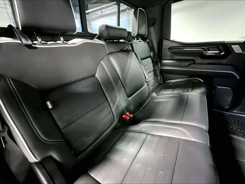Used 2024 GMC Sierra 1500 AT4X image 36