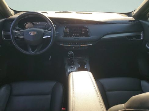 Used 2023 Cadillac XT4 Premium Luxury AWD/4WD image 11
