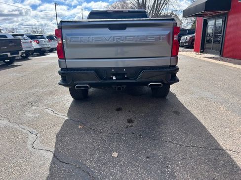 Used 2019 Chevrolet Silverado 1500 Custom Trail Boss w/ Custom Convenience Package AWD/4WD image 18