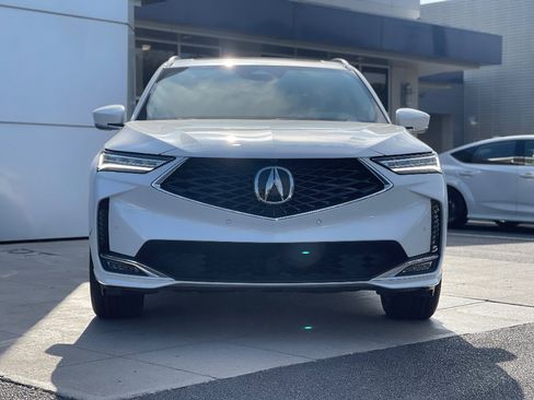 New 2026 Acura MDX SH-AWD w/ Advance Package image 2