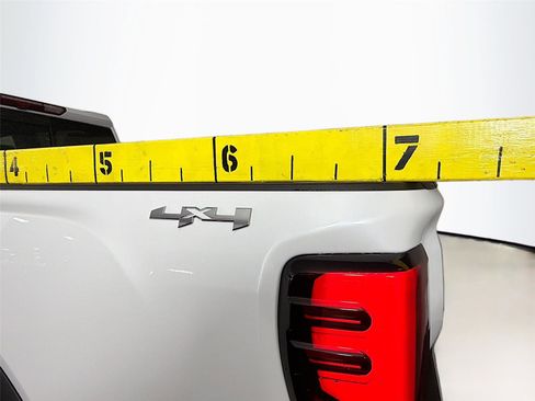 New 2026 GMC Sierra 2500 SLT w/ SLT Premium Package AWD/4WD image 35