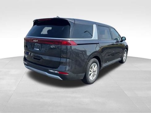 Certified 2024 Kia Carnival LX image 8