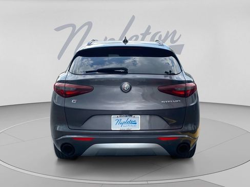 Used 2022 Alfa Romeo Stelvio Ti w/ Active Assist Plus Package AWD/4WD image 7