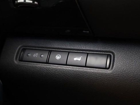 Certified 2025 Nissan Pathfinder SV AWD/4WD image 20