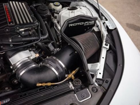Used 2019 Chevrolet Camaro ZL1 RWD image 29