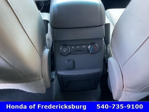 Used 2015 Ford Explorer XLT w/ Equipment Group 202A FWD image 41