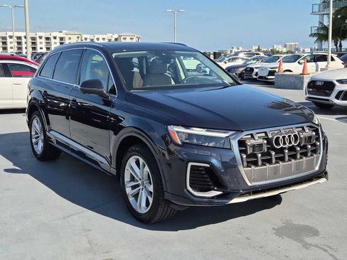 Certified 2025 Audi Q7 3.0T Premium Plus w/ Premium Plus Package image 8