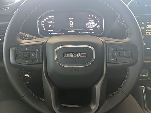 Used 2024 GMC Sierra 2500 AT4 w/ AT4 Premium Plus Package AWD/4WD image 19
