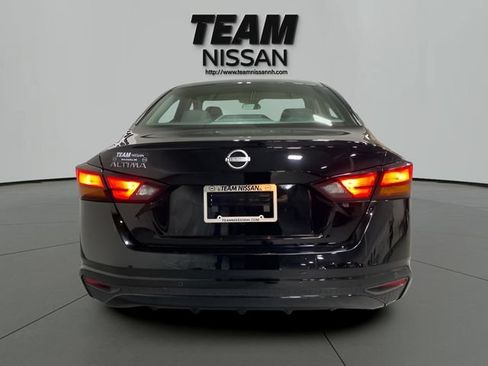 Certified 2024 Nissan Altima 2.5 S FWD image 5