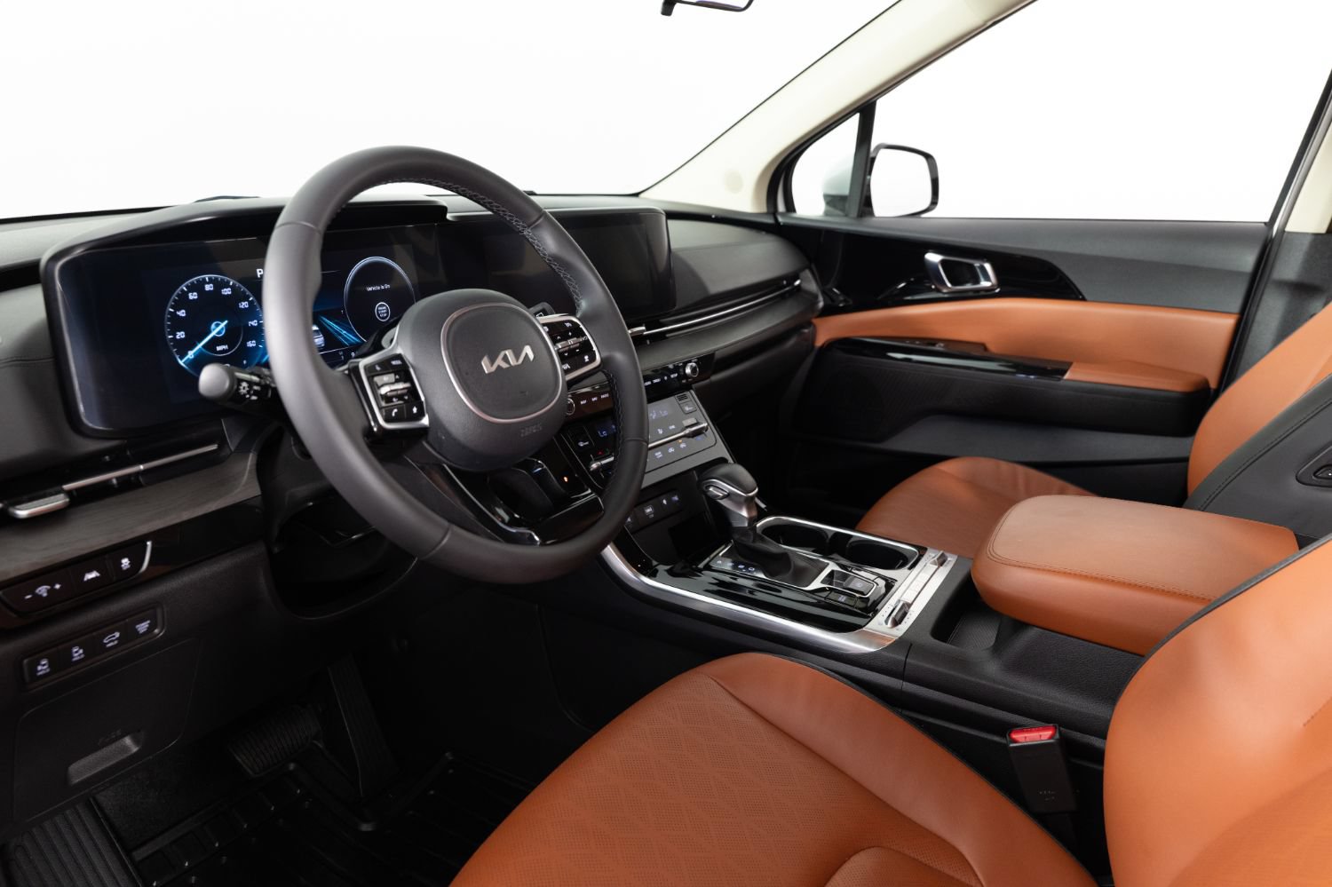 Used 2024 Kia Carnival SX FWD image 14