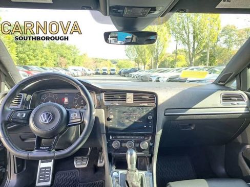 Used 2019 Volkswagen Golf R 4-Door image 37