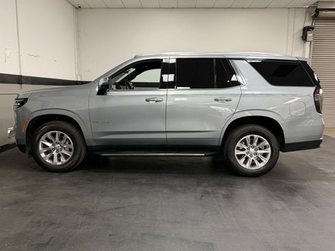 Used 2025 Chevrolet Tahoe Premier AWD/4WD image 9