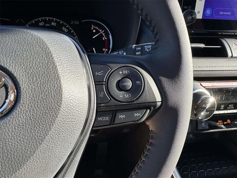 New 2025 Toyota RAV4 XLE image 8