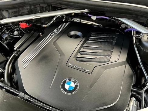 Used 2022 BMW X5 sDrive40i w/ M Sport Package RWD image 33